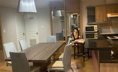 For rent 3 bedrooms condo in Khlong Toei, Bangkok