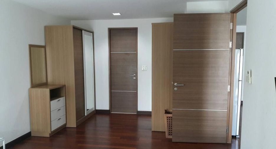 For sale and for rent 1 bed condo in Watthana, Bangkok