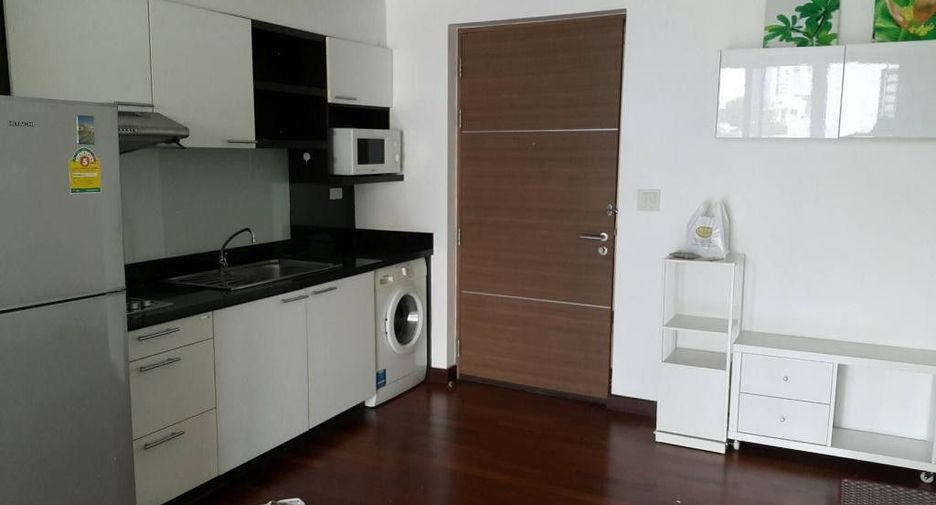 For sale and for rent 1 bed condo in Watthana, Bangkok