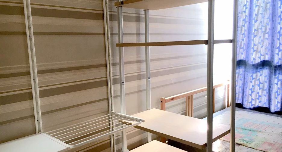 For sale 2 bedrooms condo in Huai Khwang, Bangkok