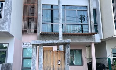 À vendre 2 chambres maison à Mueang Phuket, Phuket