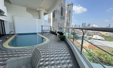 Condo en alquiler de 4 habitaciones en Khlong Toei, Bangkok