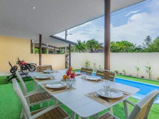 Villa en alquiler de 3 habitaciones en Mueang Phuket, Phuket