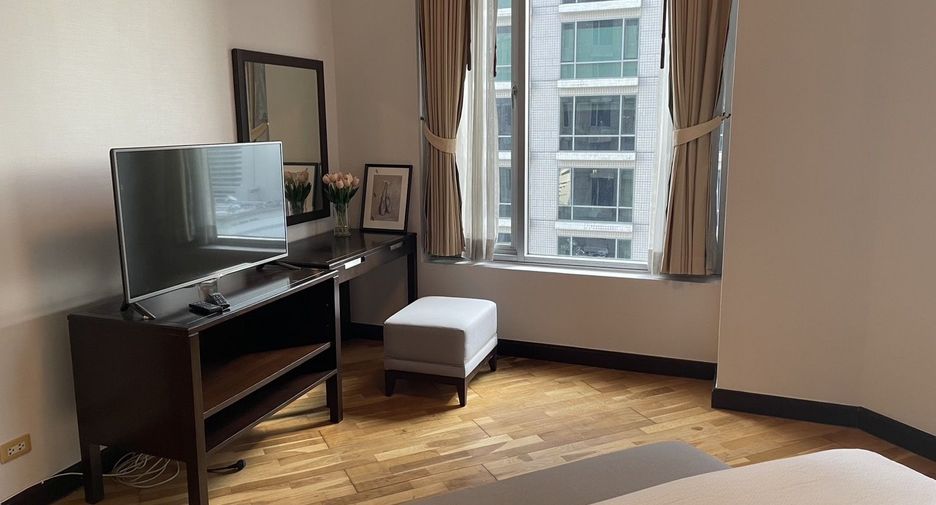For sale and for rent 3 bedrooms condo in Pathum Wan, Bangkok