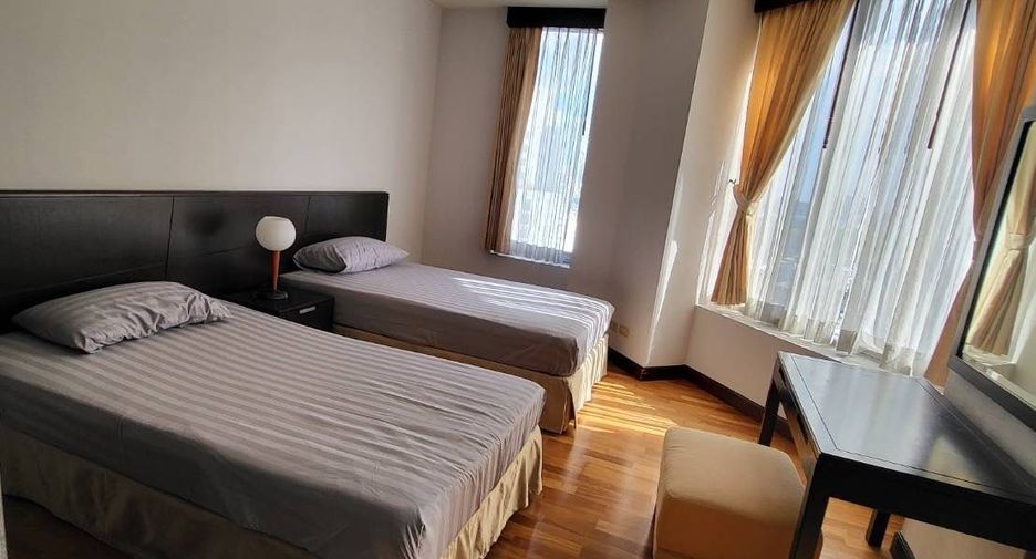 For sale and for rent 3 bedrooms condo in Pathum Wan, Bangkok