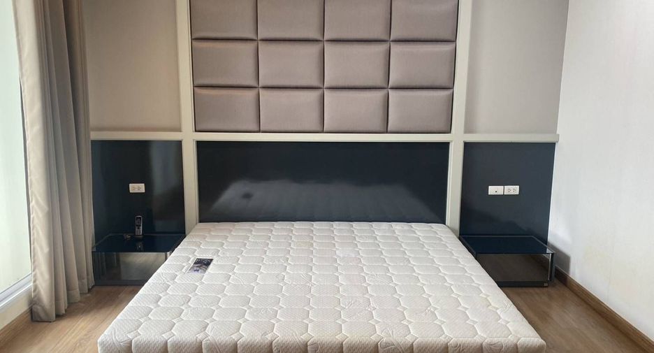 For sale 3 bedrooms townhouse in Chom Thong, Bangkok