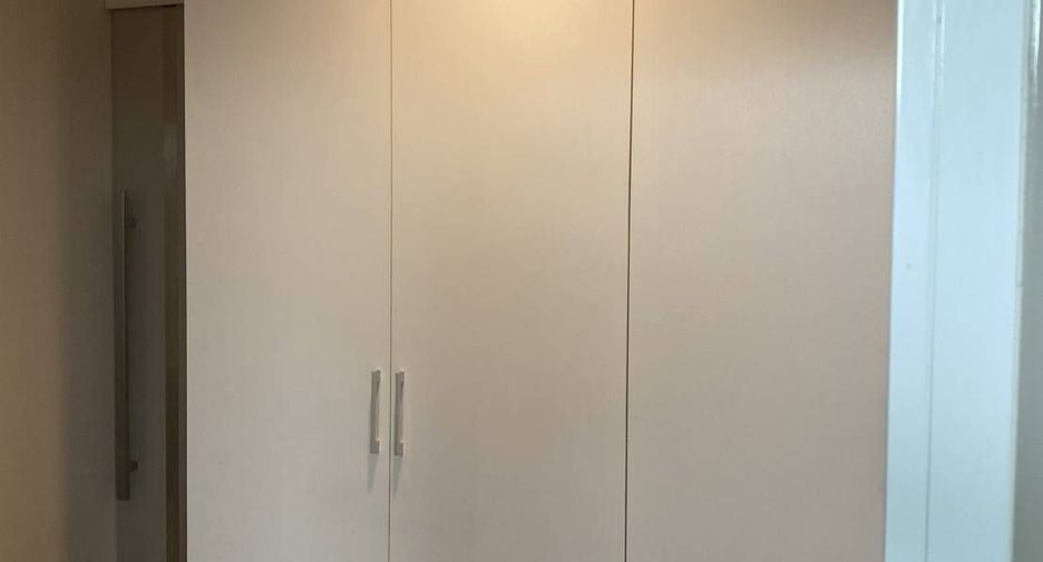 For sale 3 bedrooms townhouse in Chom Thong, Bangkok
