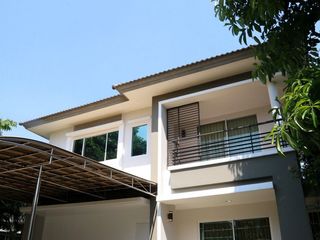 Haus zum Kauf mit 3 Zimmer in Thung Khru, Bangkok