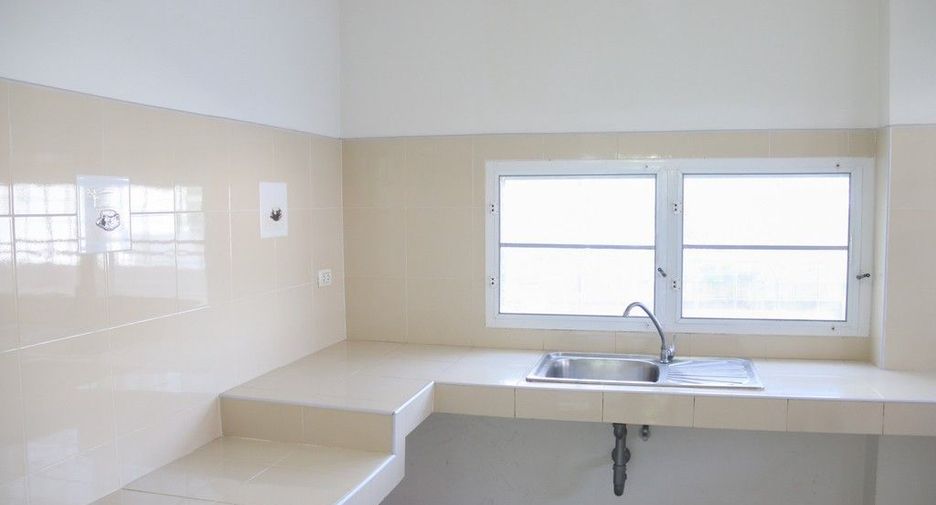 Casa en venta de 3 habitaciones en Thung Khru, Bangkok