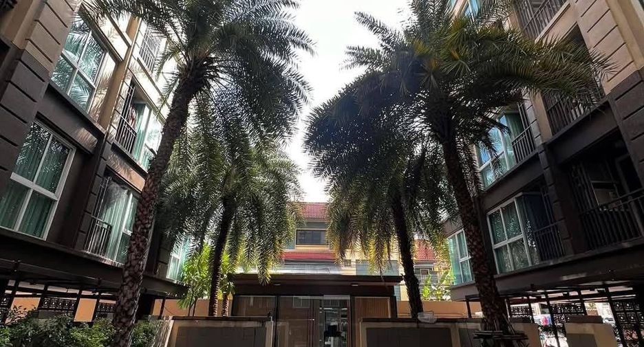 For sale and for rent 2 bedrooms condo in Phra Khanong, Bangkok