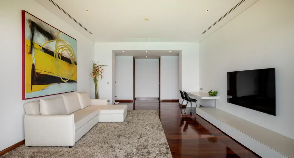 For rent 5 bedrooms villa in Thalang, Phuket