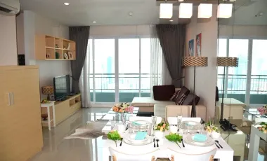For rent 2 bedrooms condo in Watthana, Bangkok