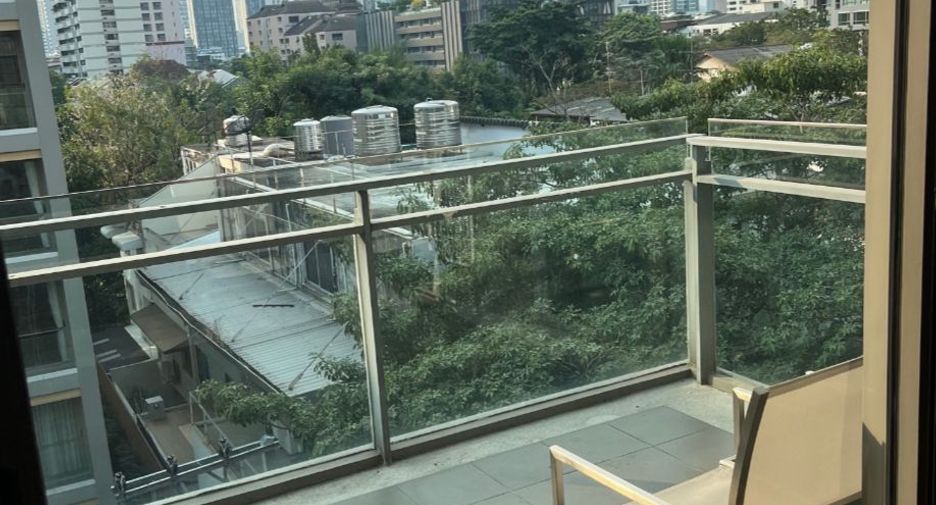 For rent 1 bed condo in Watthana, Bangkok