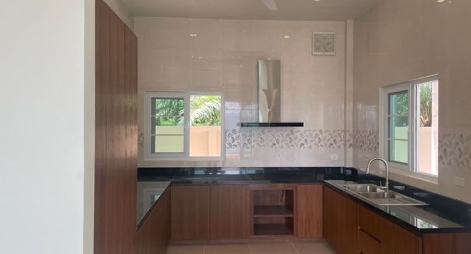 For sale 3 bedrooms villa in Takua Thung, Phang Nga