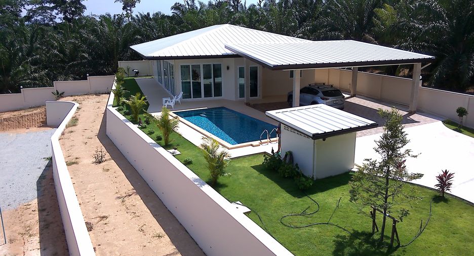 For sale 3 bedrooms villa in Takua Thung, Phang Nga