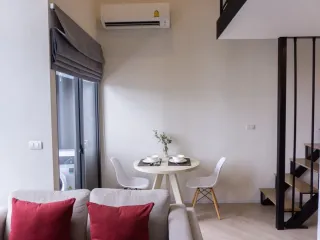 À louer 1 chambre condo à Khlong Toei, Bangkok