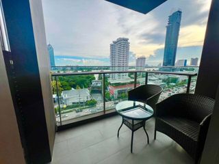 For rent 2 bedrooms condo in Yan Nawa, Bangkok