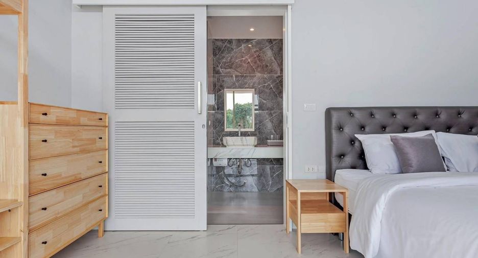 For sale and for rent 3 bedrooms villa in Mueang Phuket, Phuket