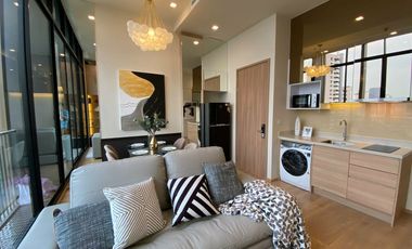 Condo en venta y en alquiler de 2 habitaciones en Watthana, Bangkok