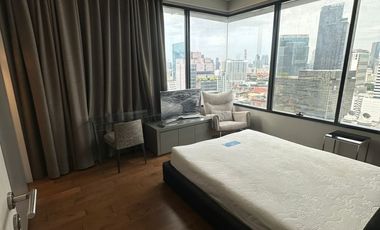 For rent 2 bedrooms condo in Bang Rak, Bangkok