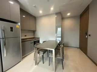 出租 2 卧室 公寓 在 Bang Rak, 曼谷