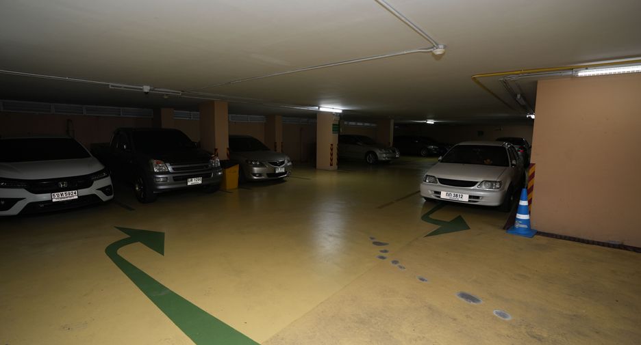 For sale 1 bed condo in Din Daeng, Bangkok