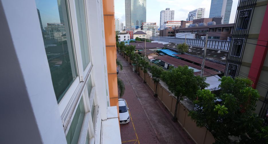 For sale 1 bed condo in Din Daeng, Bangkok