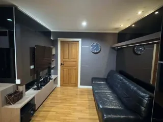 For rent 2 bedrooms condo in Yan Nawa, Bangkok