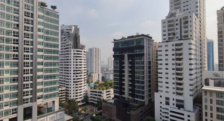 For rent 2 bedrooms condo in Khlong Toei, Bangkok
