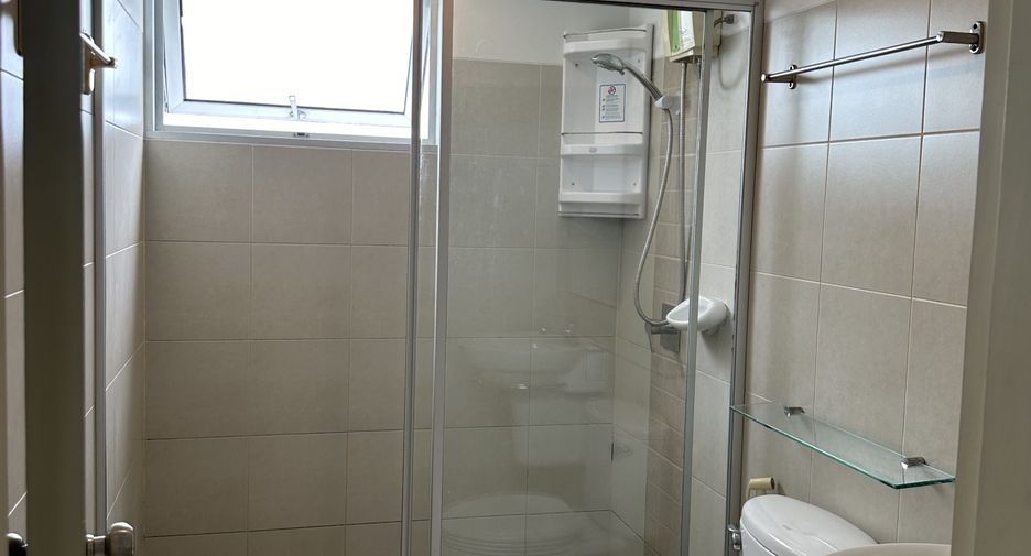 For rent 2 bedrooms condo in Phasi Charoen, Bangkok