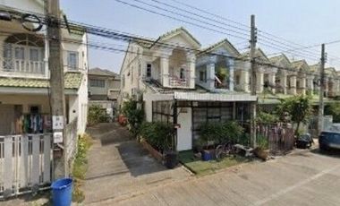 出售 2 卧室 联排别墅 在 Khlong Sam Wa, 曼谷
