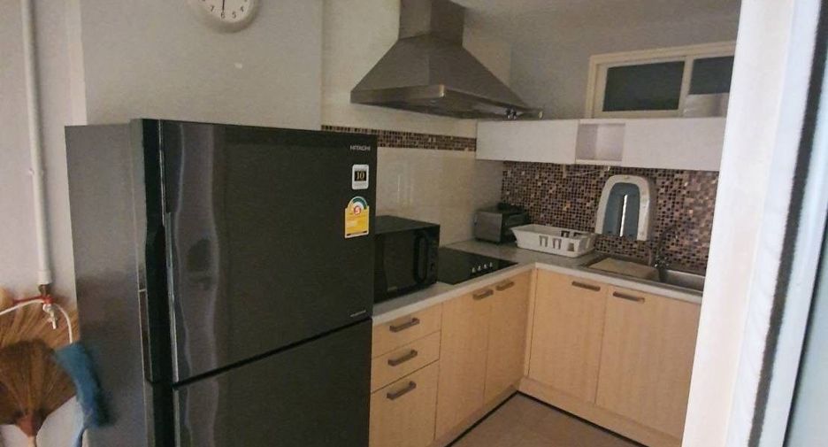 For rent 1 bed condo in Yan Nawa, Bangkok