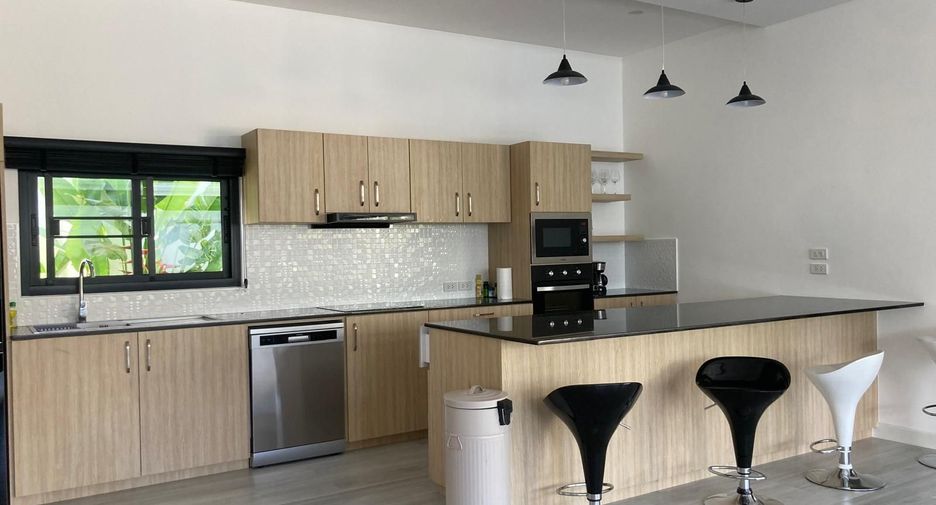 For sale 4 ベッドルーム villa in Mueang Phuket, Phuket