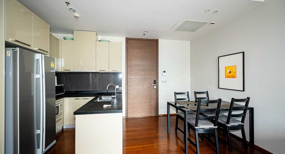 For rent 2 bedrooms condo in Watthana, Bangkok