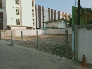 出售 土地 在 Khlong Toei, 曼谷