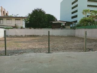 出售 土地 在 Khlong Toei, 曼谷