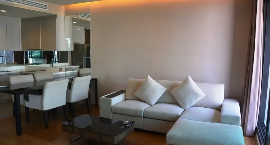 ขาย 2 ห้องนอน คอนโด ใน สาทร, กรุงเทพฯ