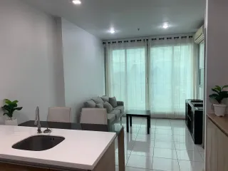 For rent 1 bed condo in Phra Khanong, Bangkok