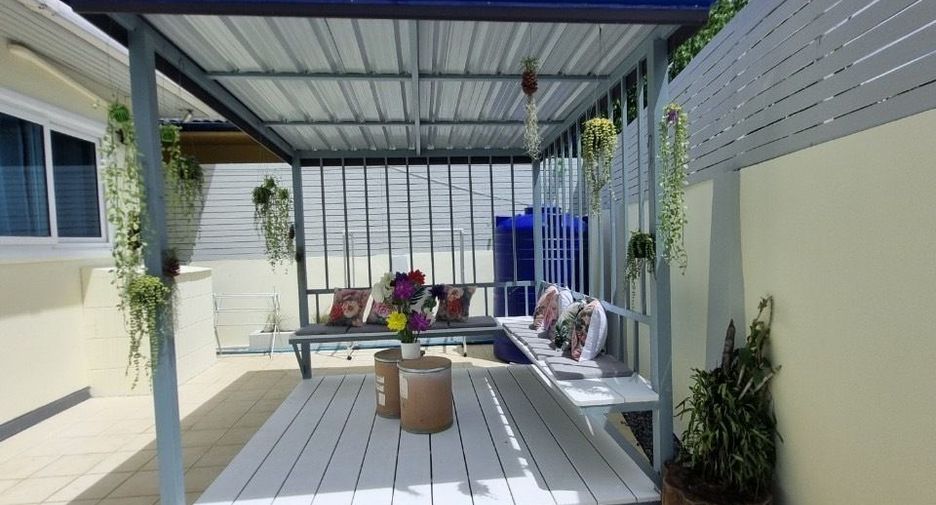 For rent 3 bedrooms villa in Mueang Phuket, Phuket