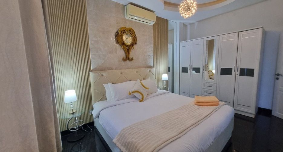 For rent 3 bedrooms villa in Mueang Phuket, Phuket