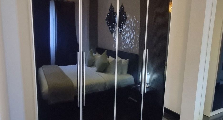 For rent 3 bedrooms villa in Mueang Phuket, Phuket