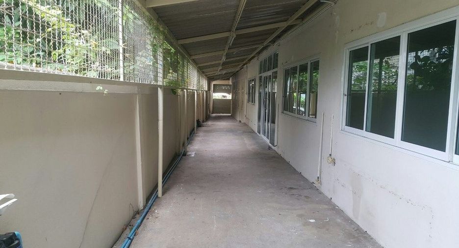 出售 和 出租 2 卧室 联排别墅 在 Bang Khae, 曼谷