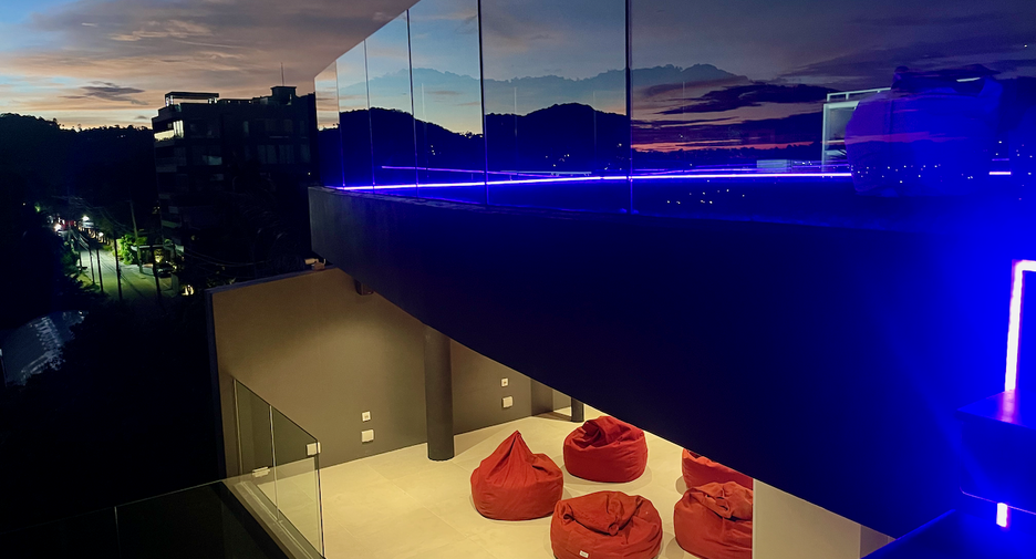Villa en alquiler y en venta de 3 habitaciones en Mueang Phuket, Phuket