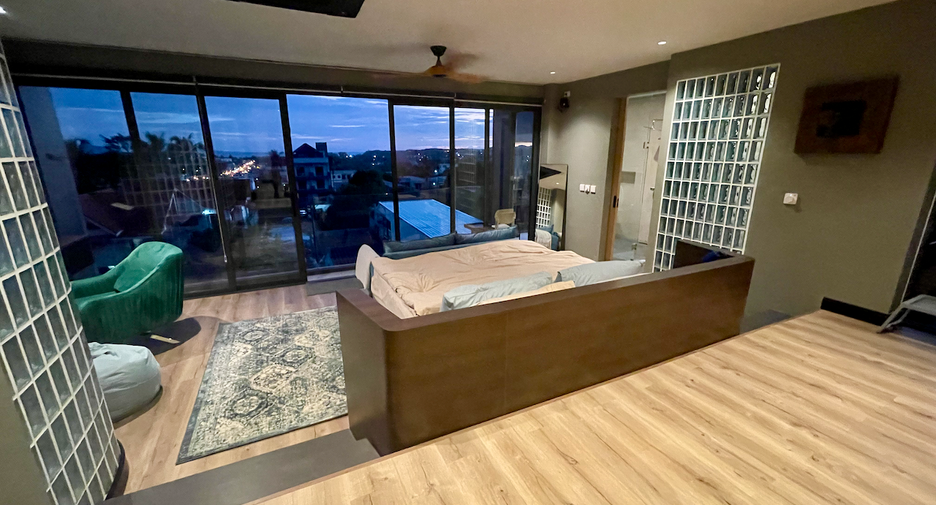 Villa en alquiler y en venta de 3 habitaciones en Mueang Phuket, Phuket