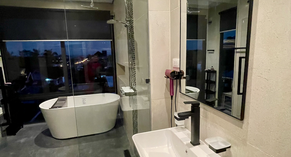 Villa en alquiler y en venta de 3 habitaciones en Mueang Phuket, Phuket