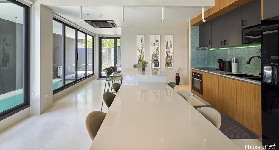 For sale and for rent 3 bedrooms villa in Mueang Phuket, Phuket