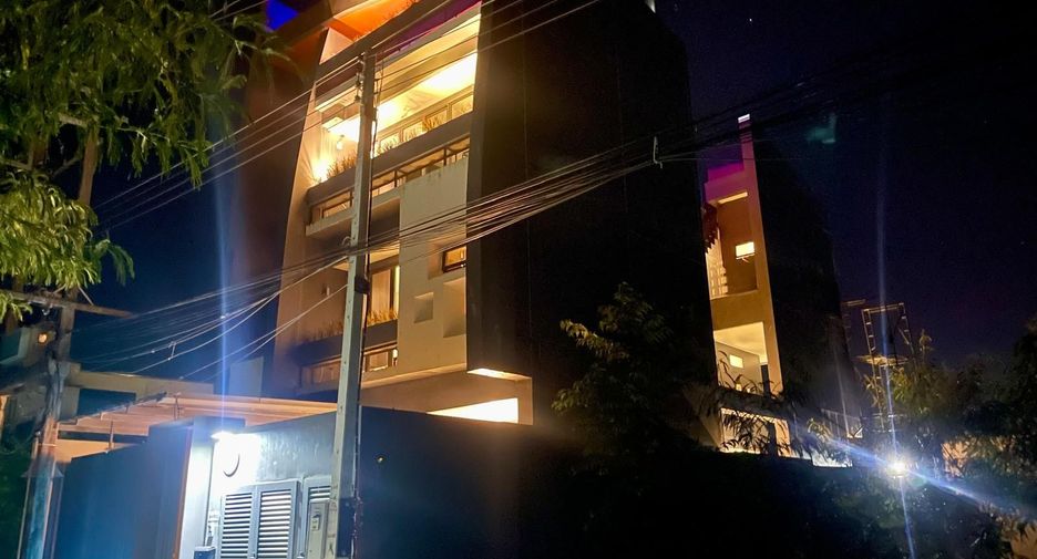 Villa en alquiler y en venta de 3 habitaciones en Mueang Phuket, Phuket