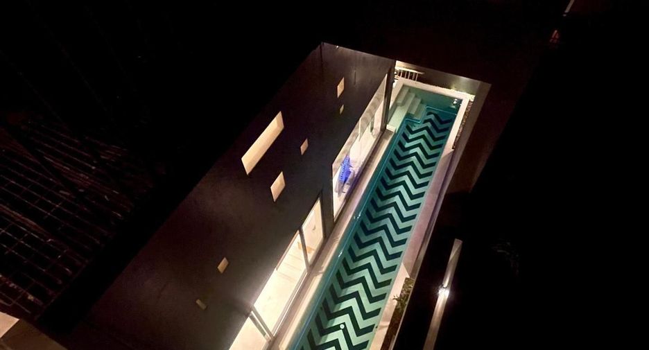 Villa en alquiler y en venta de 3 habitaciones en Mueang Phuket, Phuket