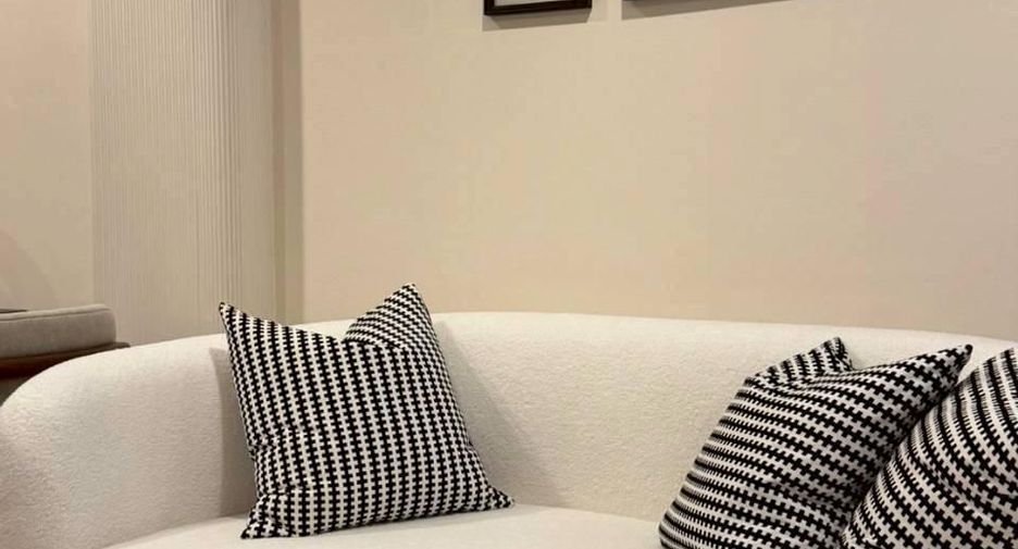 For sale 1 bed condo in Sathon, Bangkok