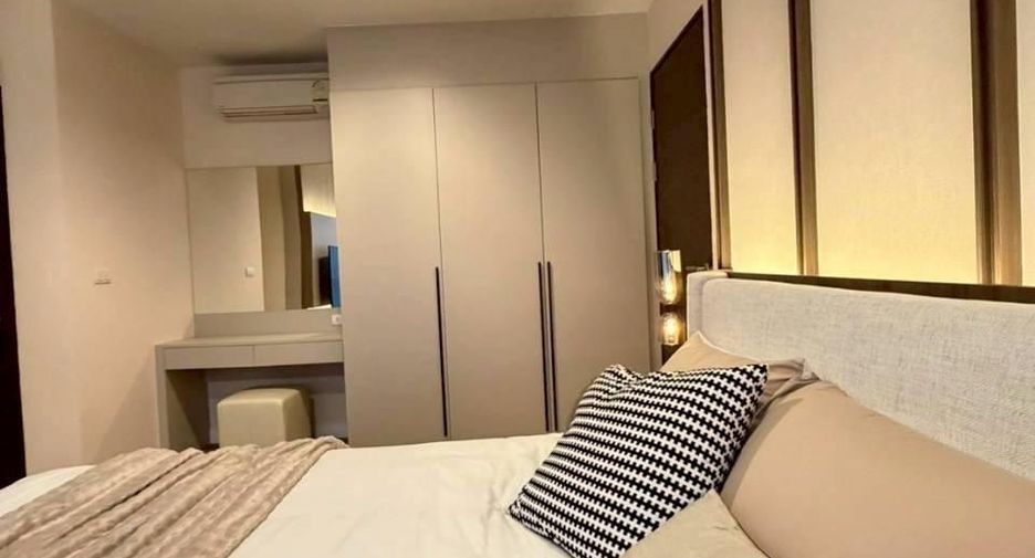 For sale 1 bed condo in Sathon, Bangkok